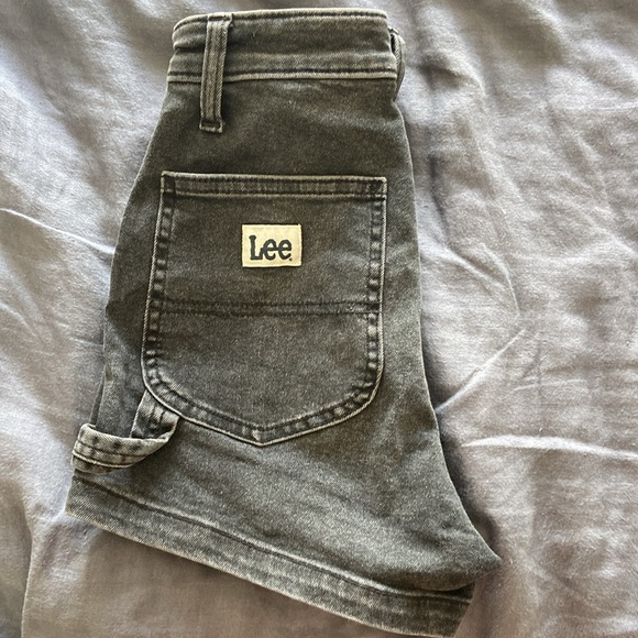 Lee jean shorts (NWT) - Picture 4 of 4